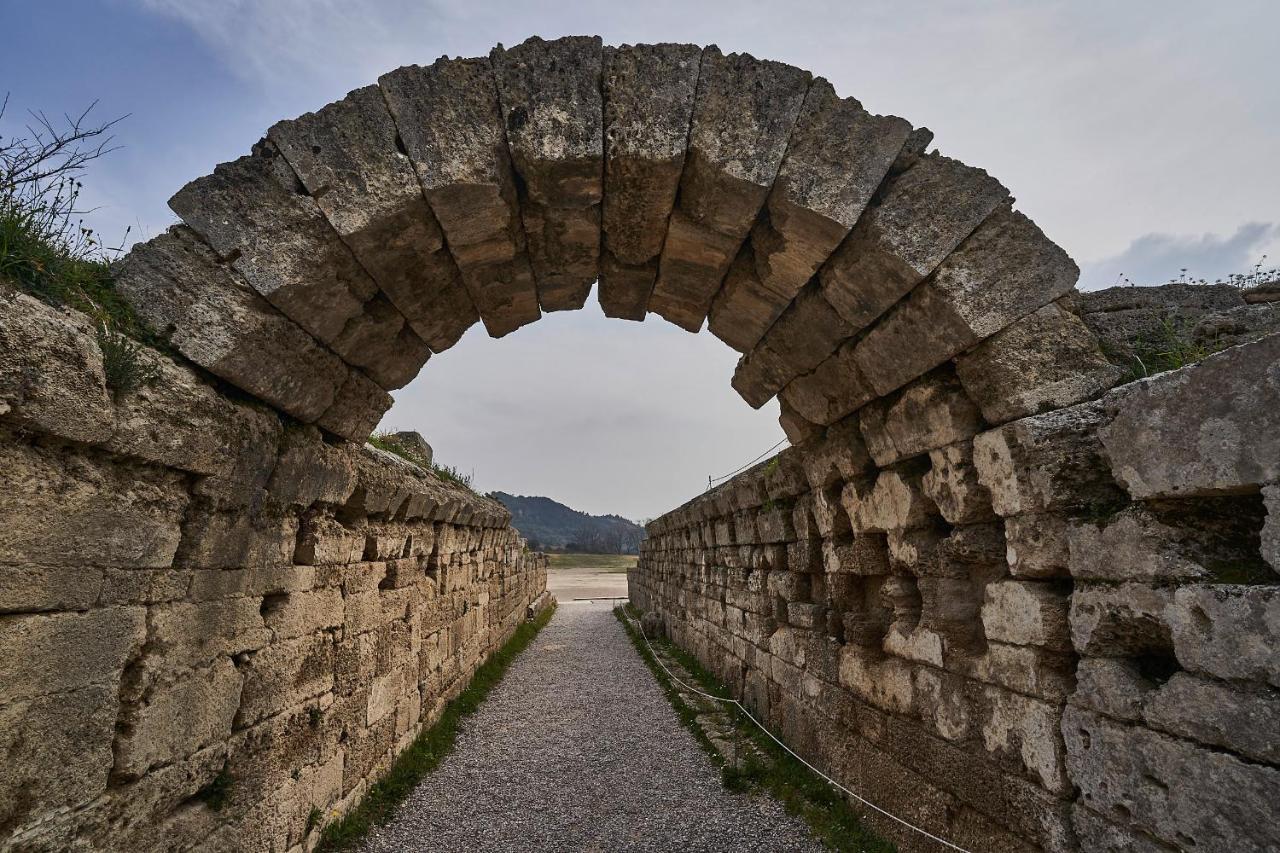 Stadium Ancient Olympia ภายนอก รูปภาพ